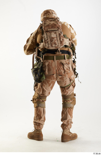 Photos Robert Watson Army Czech Paratrooper Poses crouching standing 0012.jpg